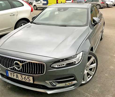Gråmetallic Volvo S90 D5 AWD Inscription stulen i Skillingenäs, Nättraby nordväst om Karlskrona